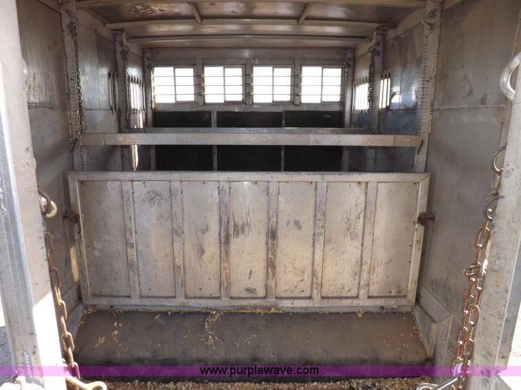 image for item F6451 1975 Featherlite CWC horse trailer