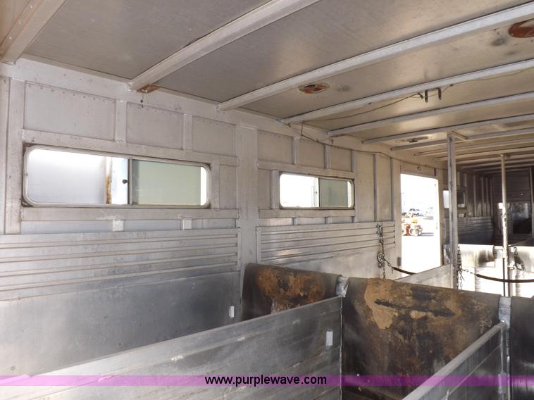 image for item F6451 1975 Featherlite CWC horse trailer