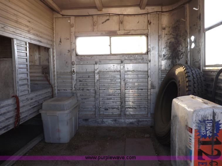 image for item F6451 1975 Featherlite CWC horse trailer