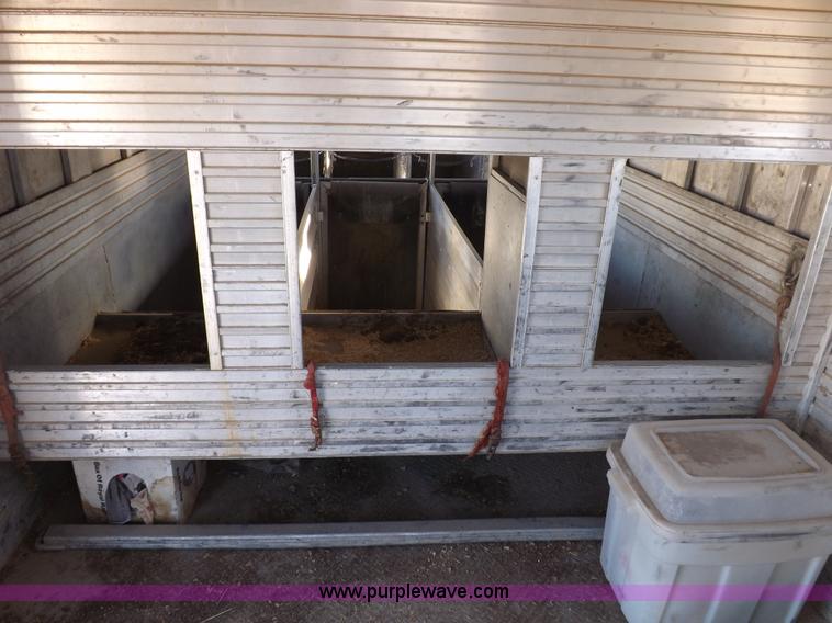 image for item F6451 1975 Featherlite CWC horse trailer