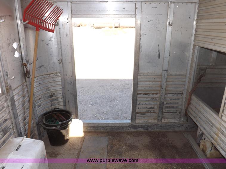 image for item F6451 1975 Featherlite CWC horse trailer