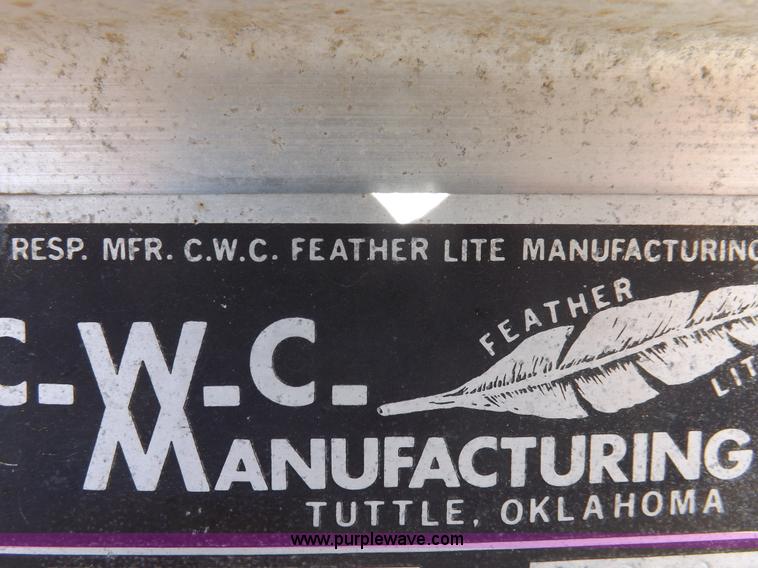 image for item F6451 1975 Featherlite CWC horse trailer