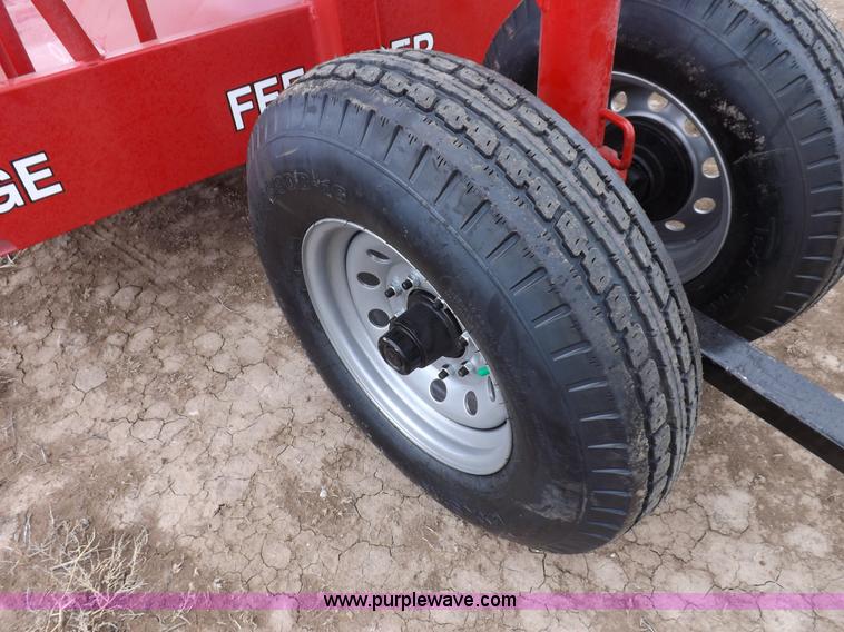 image for item F6453 Silage feeder wagon