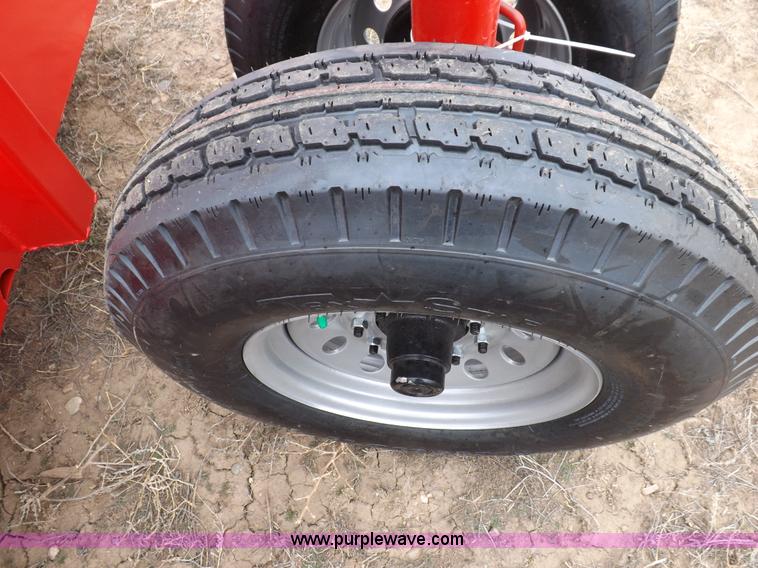 image for item F6455 Bale feeder wagon