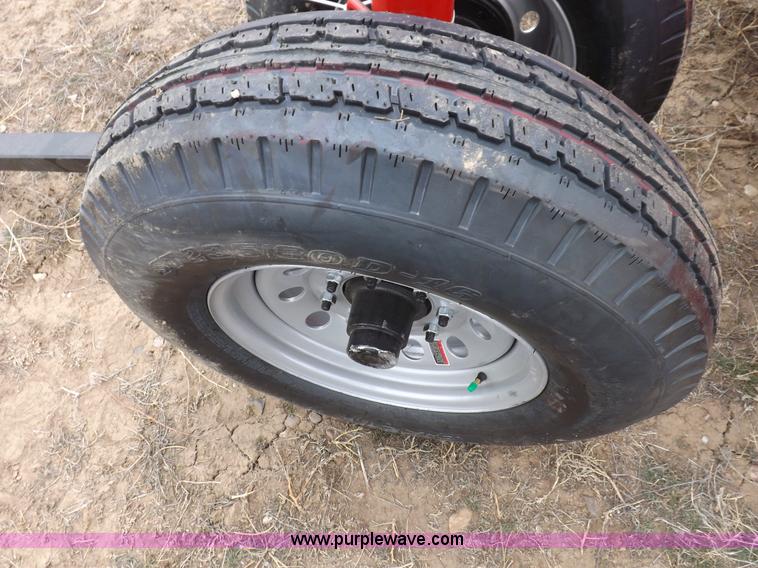 image for item F6455 Bale feeder wagon