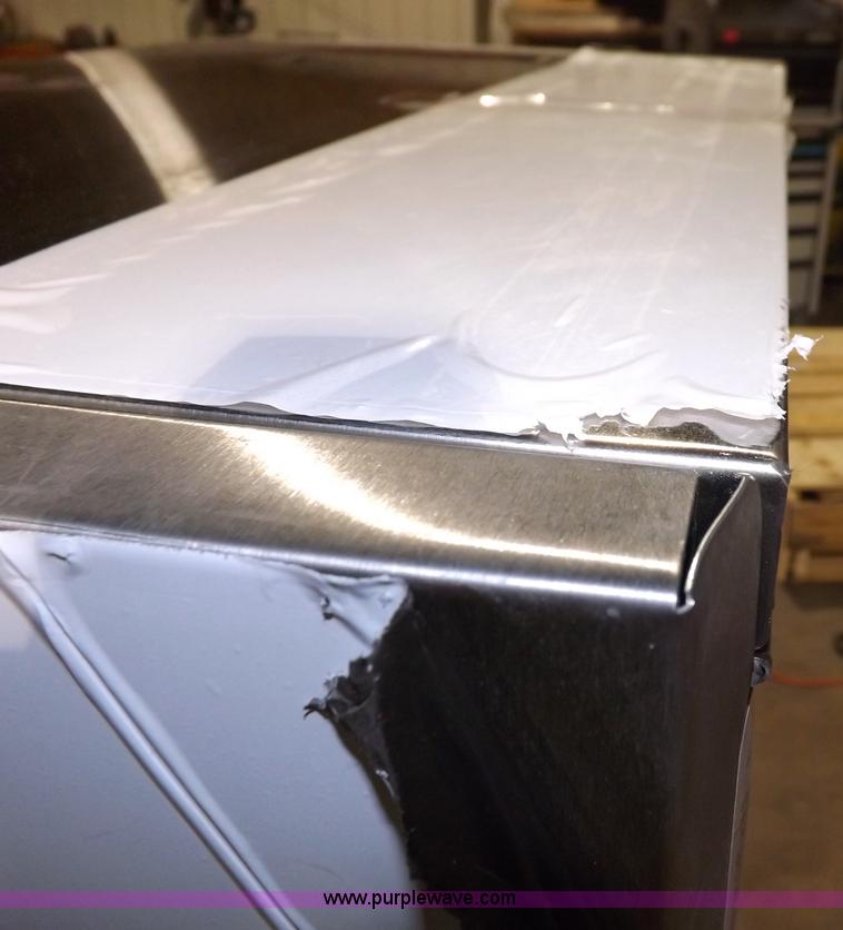 image for item F6463 MasterCraft Maximum toolbox