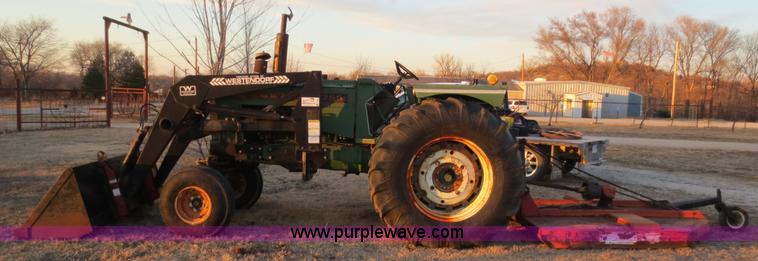 image for item F6599 Oliver 1755 tractor