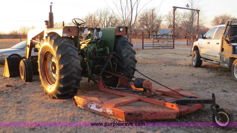 image for item F6599 Oliver 1755 tractor