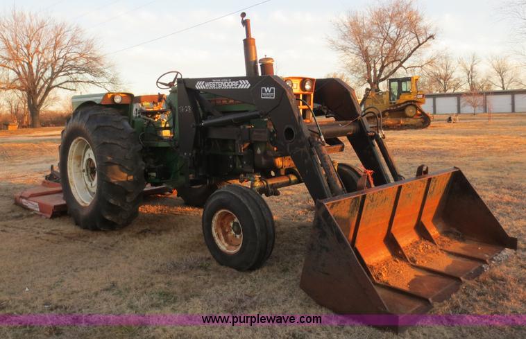 image for item F6599 Oliver 1755 tractor