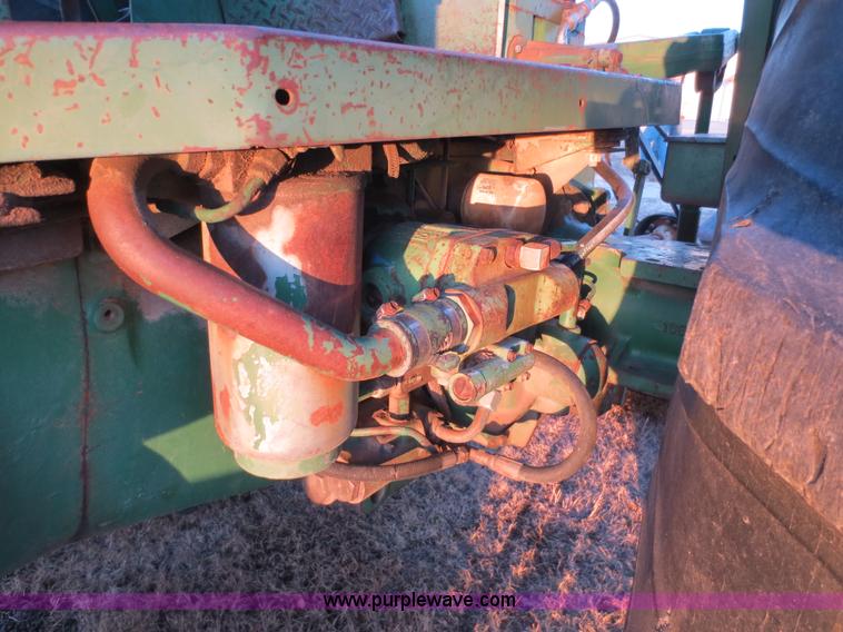 image for item F6599 Oliver 1755 tractor