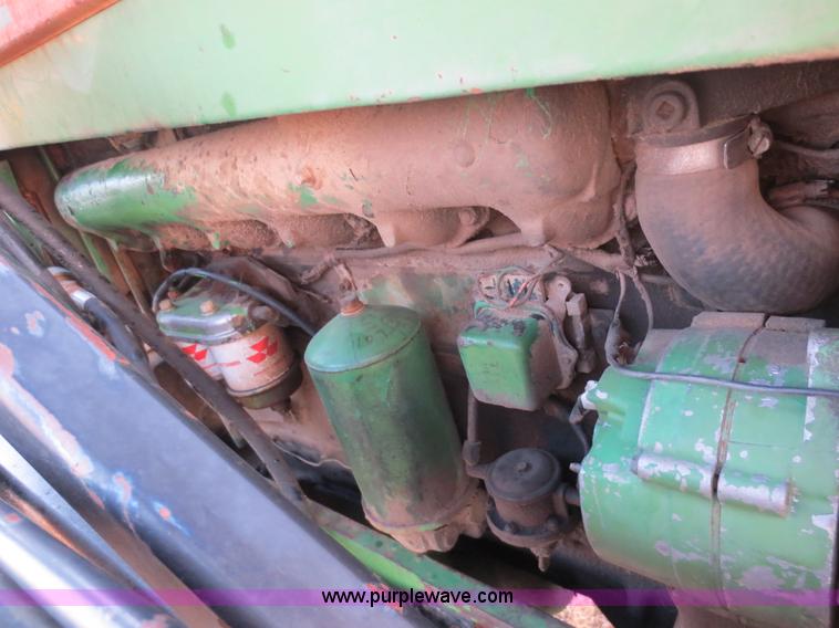 image for item F6599 Oliver 1755 tractor