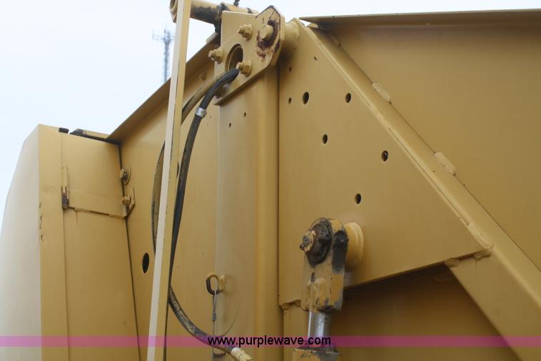 image for item G5366 1994 Vermeer 505 Super I round baler