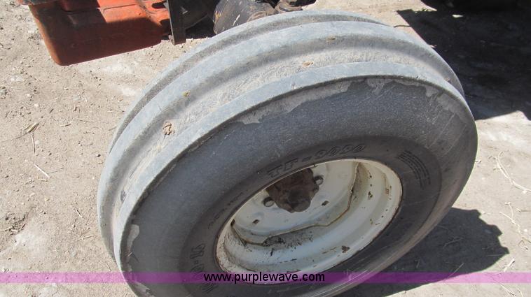 image for item G5657 Case 1494 tractor