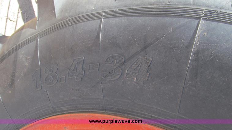 image for item G5657 Case 1494 tractor