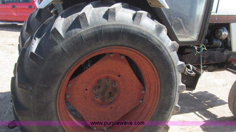 image for item G5657 Case 1494 tractor