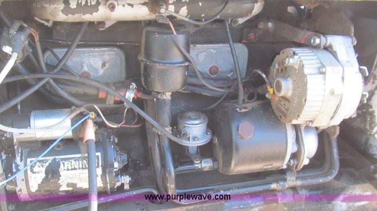 image for item G5657 Case 1494 tractor