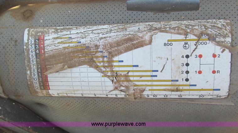 image for item G5657 Case 1494 tractor