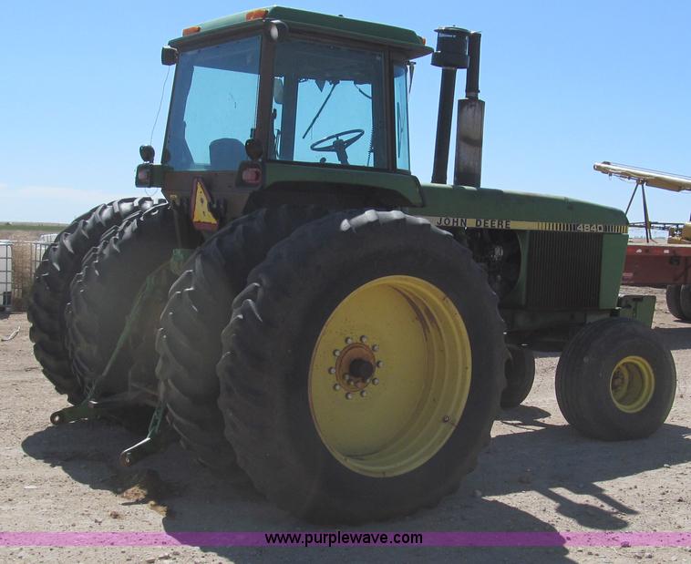 image for item G5661 1979 John Deere 4840 tractor