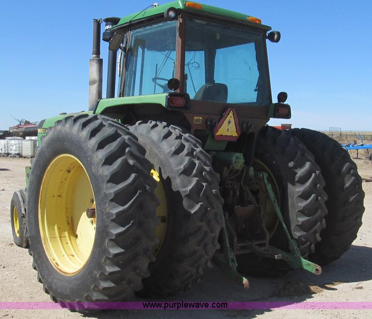 image for item G5661 1979 John Deere 4840 tractor