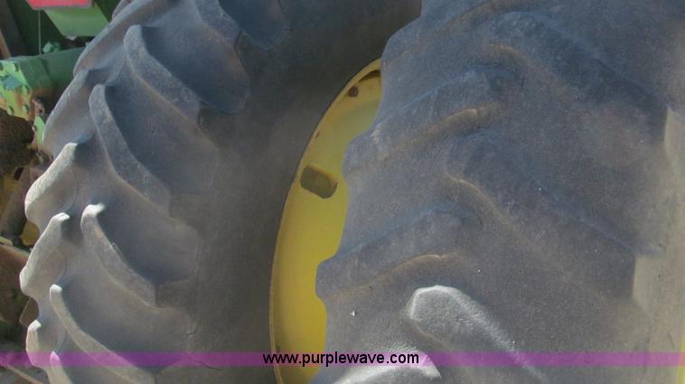 image for item G5661 1979 John Deere 4840 tractor