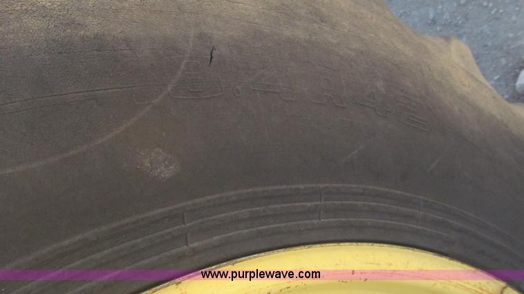 image for item G5661 1979 John Deere 4840 tractor