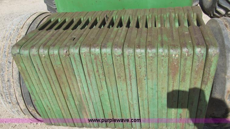 image for item G5661 1979 John Deere 4840 tractor