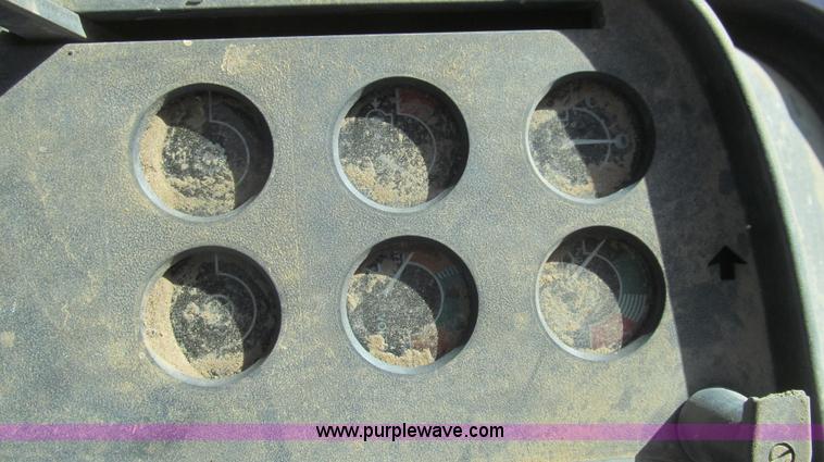 image for item G5661 1979 John Deere 4840 tractor