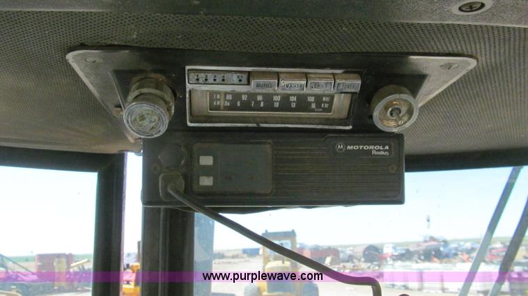 image for item G5661 1979 John Deere 4840 tractor