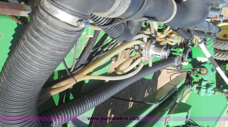 image for item G5669 John Deere 1770 Conservation planter