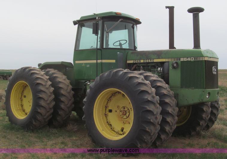 image for item G5679 1980 John Deere 8640 4WD tractor