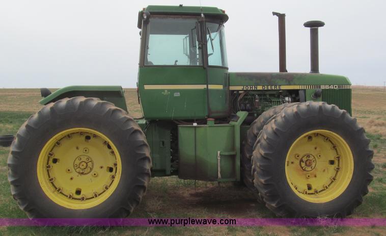 image for item G5679 1980 John Deere 8640 4WD tractor