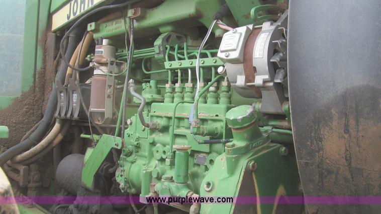 image for item G5679 1980 John Deere 8640 4WD tractor