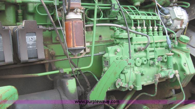 image for item G5679 1980 John Deere 8640 4WD tractor