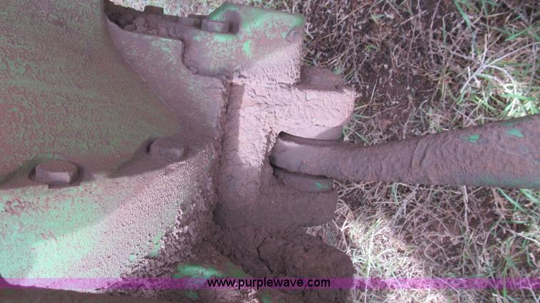 image for item G5679 1980 John Deere 8640 4WD tractor