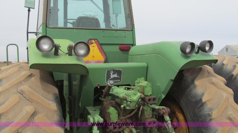 image for item G5679 1980 John Deere 8640 4WD tractor