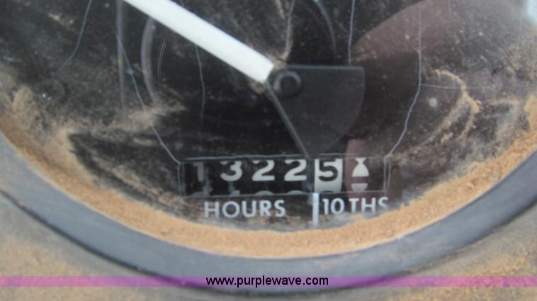 image for item G5679 1980 John Deere 8640 4WD tractor