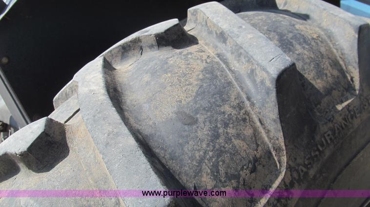 image for item G5680 1984 Case IH 2594 tractor with loader