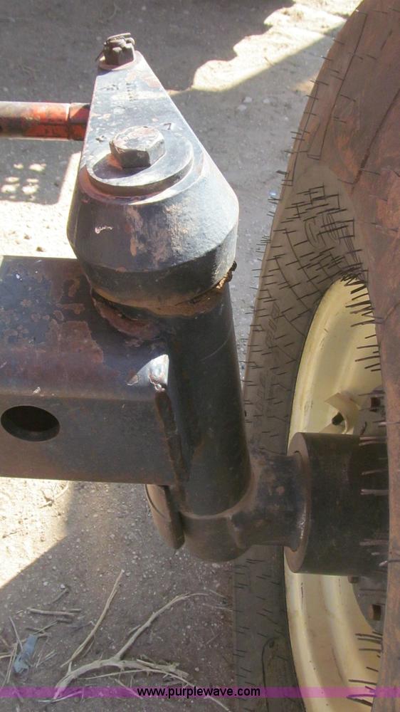 image for item G5680 1984 Case IH 2594 tractor with loader