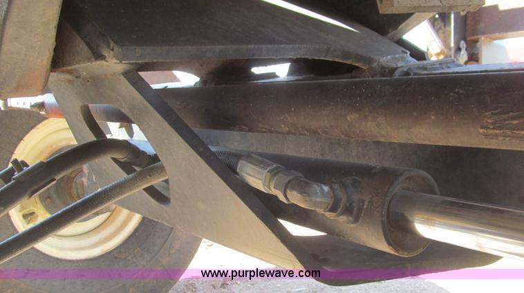 image for item G5680 1984 Case IH 2594 tractor with loader