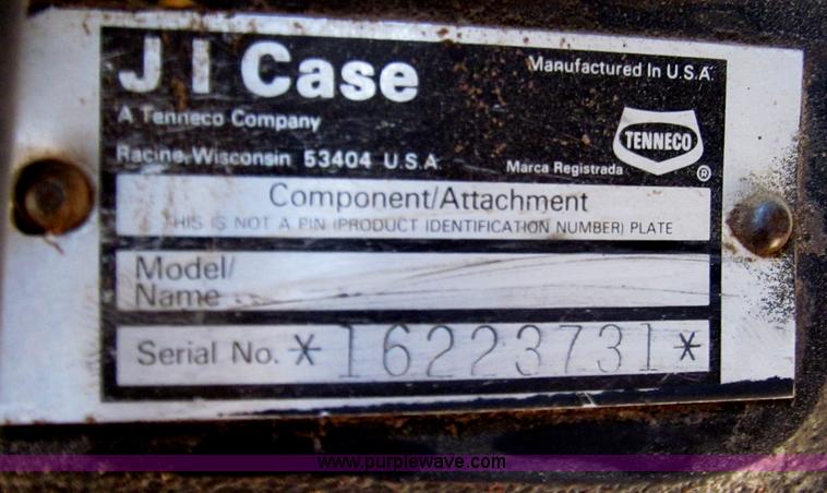 image for item G5680 1984 Case IH 2594 tractor with loader