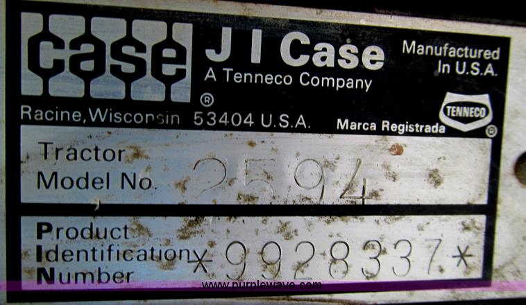 image for item G5680 1984 Case IH 2594 tractor with loader