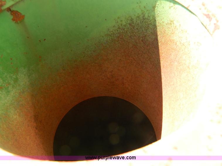 image for item G7805 John Deere 400 grinder/mixer