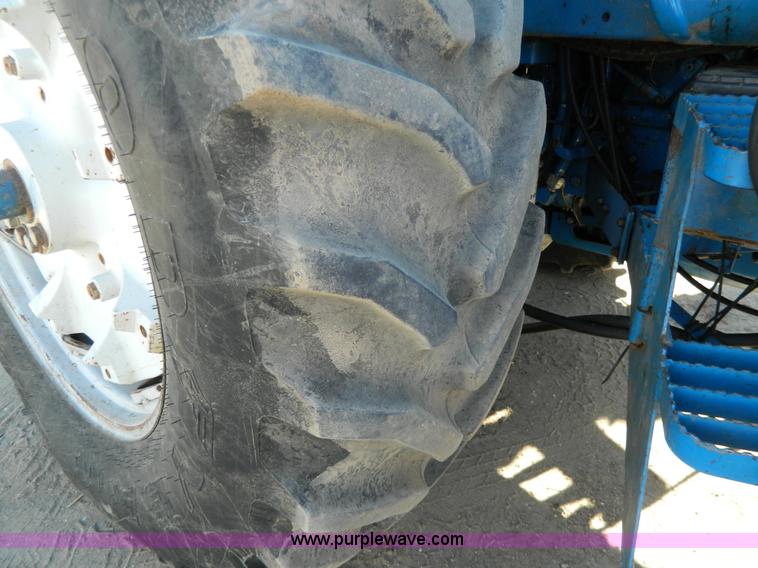 image for item G7808 1991 Ford TW-25  MFWD tractor