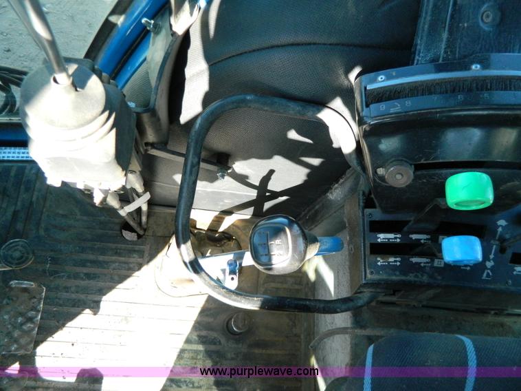 image for item G7808 1991 Ford TW-25  MFWD tractor