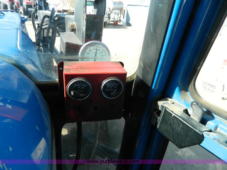 image for item G7808 1991 Ford TW-25  MFWD tractor