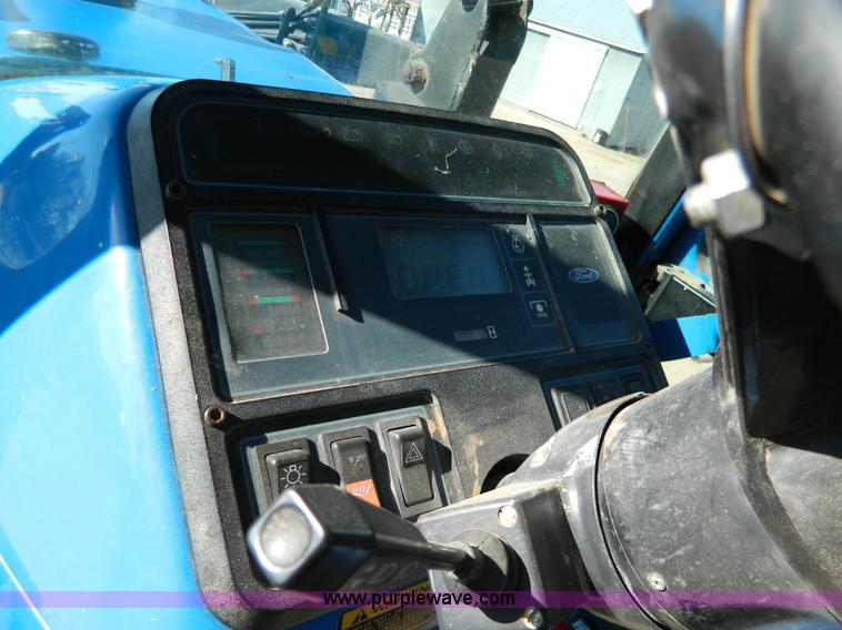 image for item G7808 1991 Ford TW-25  MFWD tractor