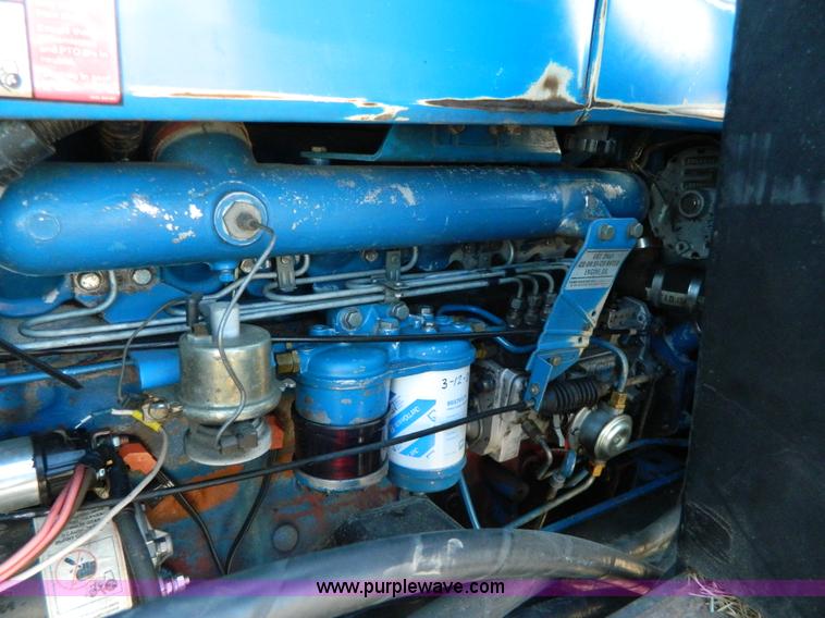 image for item G7808 1991 Ford TW-25  MFWD tractor