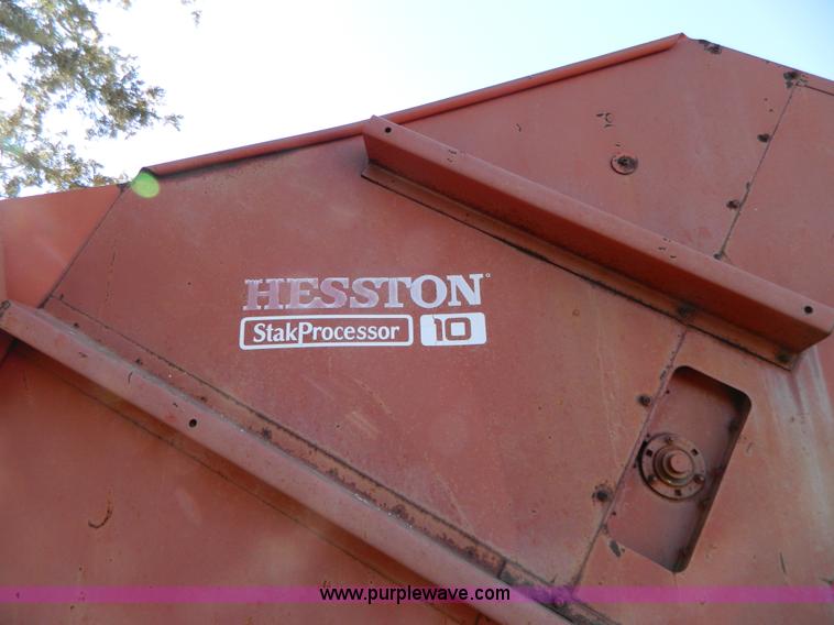image for item G7810 Hesston Stak Processor 10