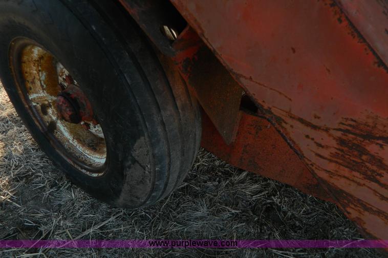 image for item G7810 Hesston Stak Processor 10