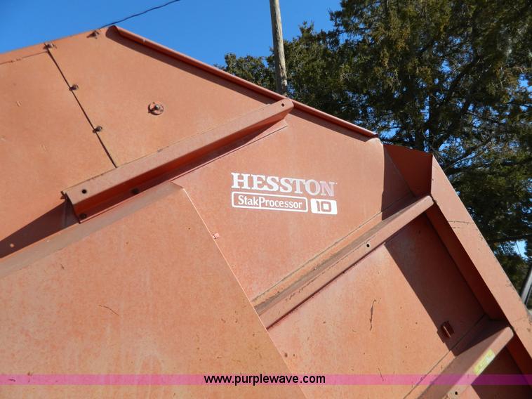 image for item G7810 Hesston Stak Processor 10